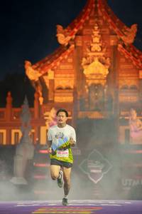 BIB: 388
                            <button type="button" onclick="openModal(22468271)" class="btn btn-primary btn-sm float-right btn-popup" data-toggle="modal" data-target=".modal-high-quality">
                        <i class="fas fa-shopping-cart"></i> Add to Cart
                    </button>
                                            <button type="button" onclick="isThisMe(22468271, true)" class="btn btn-success btn-sm float-right btn-popup btn-isme hidden" data-toggle="tooltip" data-placement="bottom" title="นี่คือรูปของคุณใช่ไหม คลิกที่นี่เพื่อเอาเข้าอัลบั้ม">
                        <i class="fas fa-plus"></i> Add to album
                    </button>
                    <button type="button" onclick="isThisMe(22468271, false)" class="btn btn-warning btn-sm float-right btn-popup btn-isnotme hidden">
                        <i class="fas fa-ban"></i> Remove from album
                    </button>